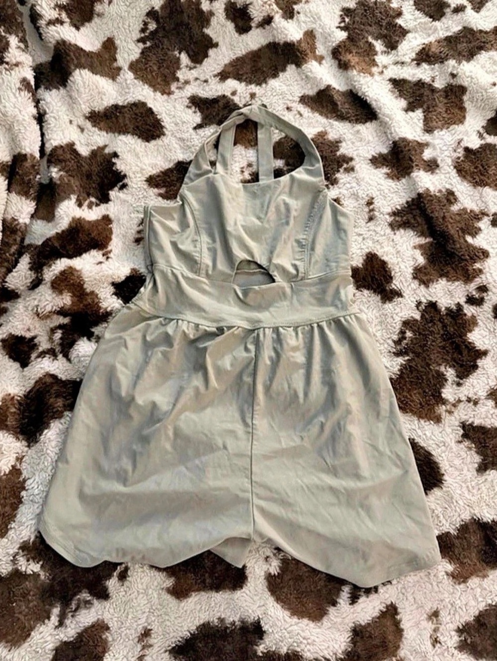Justify Cutout Romper in Mint Size Medium Like New